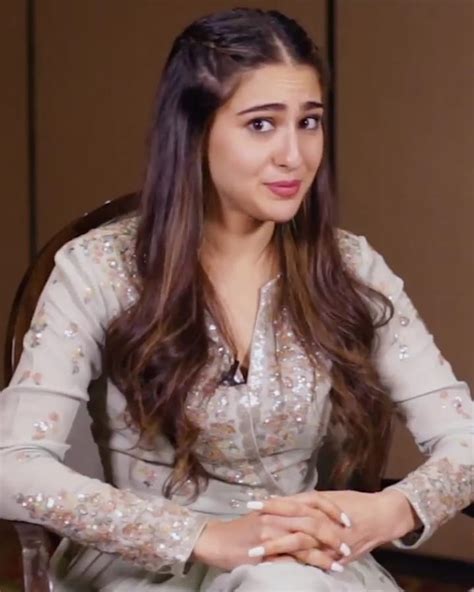 Hot Indian Hot Sara Ali Khan