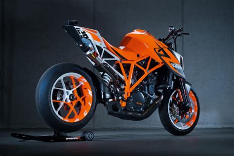 KTM Naked Bike Moto ZombDrive