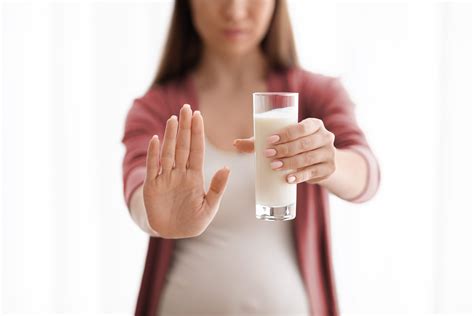 Symptoms of lactose intolerance. - cracktros.com