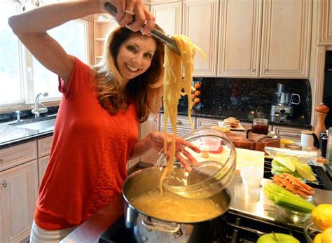 5 Hot Sexy Cooking With Shereen Bikini Pics