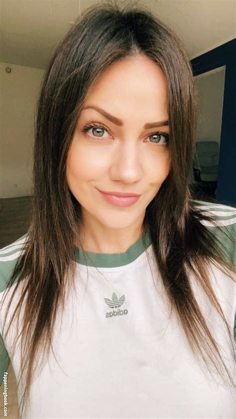 Kaypea Goldeng Rl Kaypeahd Nude Onlyfans Leaks Fappening Fappeningbook