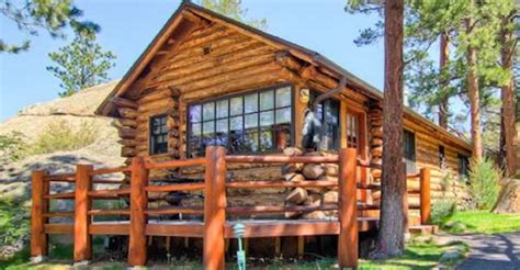 Natural Log Cabin In The Mountains Cozy Homes Life