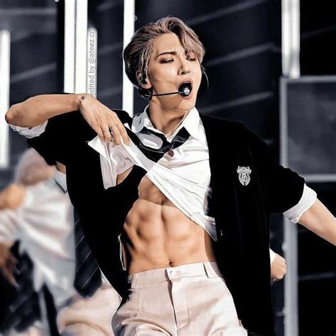Pin On Ateez In Hot Korean Guys Kpop Guys Pretty Men