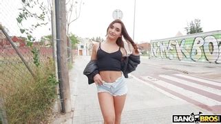 Sara Diamante Shows Off Her Amazing Body Outdoors Porn Movies 3Movs