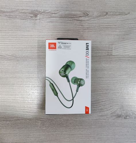 JBL Live 100, Audio, Earphones on Carousell