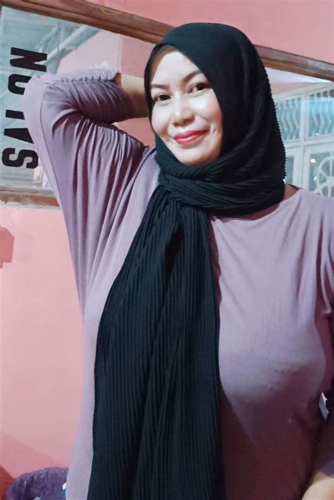 Ide Stw Hot Di Wanita Gaya Hijab Gadis