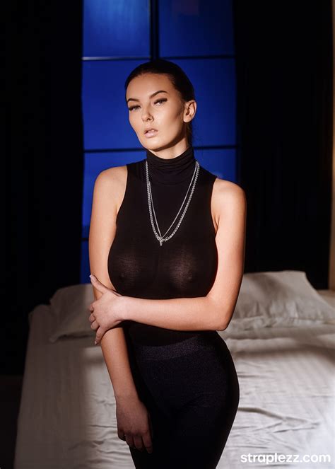 StrapLezz Karla Simon Blue Butterfly Effect Image Porn Pic