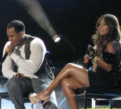 Hot Sexy Giselle Moya Bikini Pics