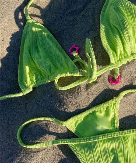 China Customized Green Halter Bikini Set Tie Front Swimwear Suppliers Manufacturers Factory