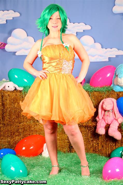 Sexy Pattycake Dresses Up As Your Sexy Bunny And Raids The Garden Porn Pictures XXX Photos Sex