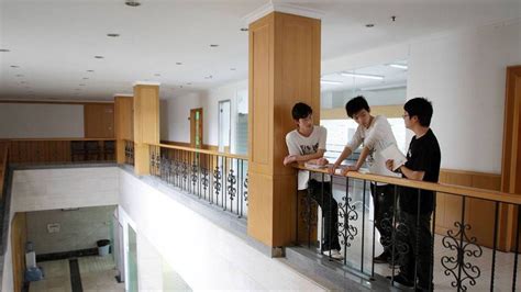 A tour of Aoji Education Institute - The Globe and Mail