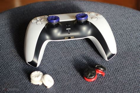 Лучшие аксессуары для PS5 2022 года: получите ключевое дополнительное ...