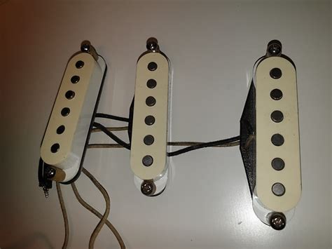 Lindy Fralin Hot VINTAGE S Set BRIDGE Steel Base Plate Reverb