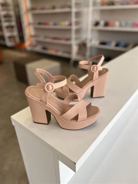 Sandália meia pata Nude Via Scarpa La Sorella