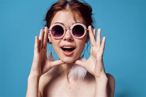 Premium Photo Cheerful Attractive Woman Naked Shoulders Earrings Jewelry Emotions Cropped View