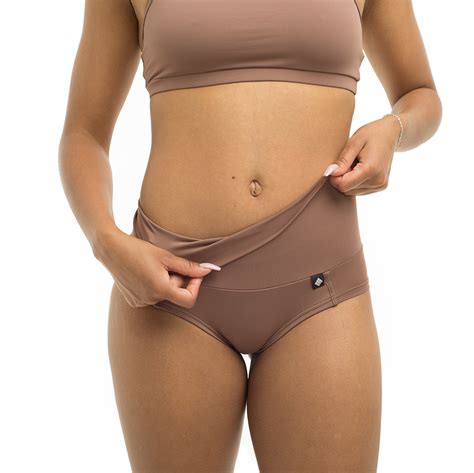 Buy Pull Up Pull Down Shorts Nude Online Fairy Pole Mother