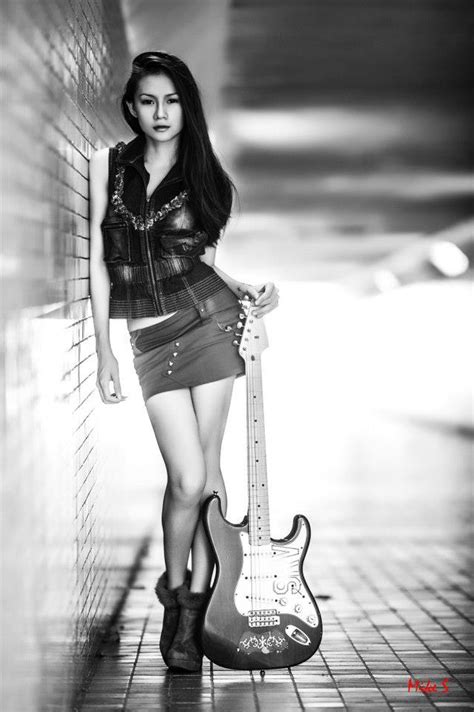 Hot Sexy Riko Kohara Bikini Pics