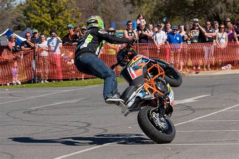 Motorcycle Stunt Rider Wheelie Action Motorcycle Dangerous Photo ...