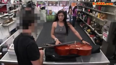 Babe Pawned Her Pussy And Nailed Hard By Nasty Pawn Keeper