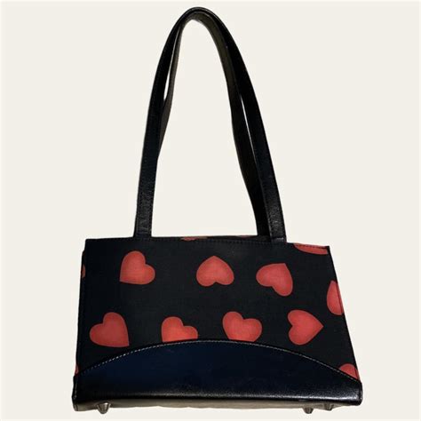 Black And Red Y2k Heart Purse • 🏹details🏹 Brand Depop