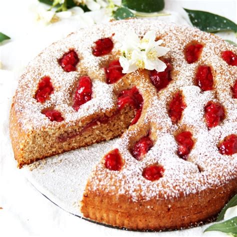 Recipe Linzer Torte With Strawberries Little Vienna