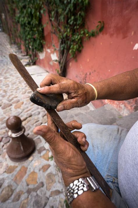 Machete Oxidado Aislado Foto De Archivo Imagen De Peligroso 74905096