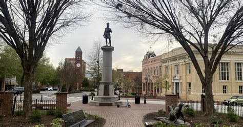 Spartanburg Adds Ferris Wheel To Downtown Holiday Attractions