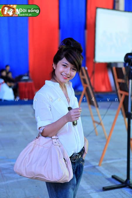 Những hot girl im thin thít và lặn mất tăm