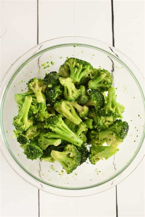 How To Cook Frozen Broccoli On The Stove Watch Learn Eat
