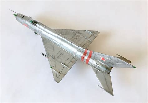 МиГ-21 ПФ — Каропка.ру — стендовые модели, военная миниатюра