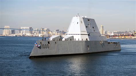 USS Zumwalt Birleşik Devletler Donanmasına teslim edildi | DefenceTurk