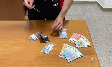 Arrestato A Latina Enne Con Dosi Di Cocaina Pronte Per La Vendita