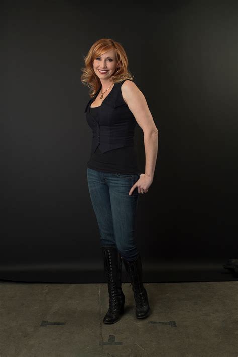Mythbusters Kari Byron Wiki Net Worth Pregnant Measurements Tattoo