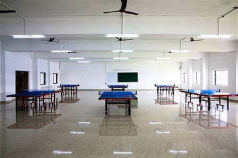 Viswabharathi Wisewoods High School Vijayawada Gudivada Road