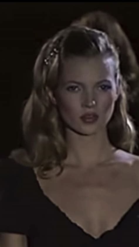 Kate Moss For Versace Spring 1995 Kate Moss Kate Moss 90s 90s