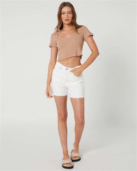 Swell Macy Cropped Ss Tee Nude Surfstitch