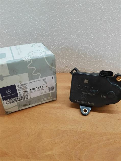 EKAS Stellmotor A6421500494 : Biete