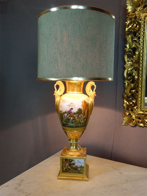 Lampe En Porcelaine De Paris De Style Empire Philippe Cote