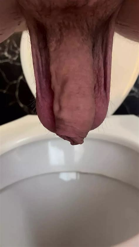 Pissing Gay Amateur Amateur Porn Feat Isaac Hunt XHamster