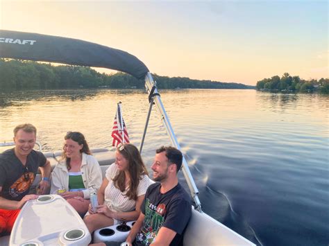 Rent A Pontoonboat On Lake Holcombe And Lake Wissota Go Chippewa