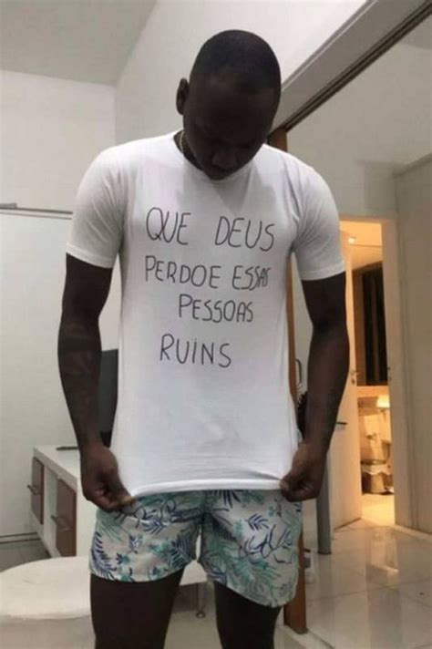 Sass Tem Fotos Em Festa Vazadas E Desabafa Frase Usada Por Adriano