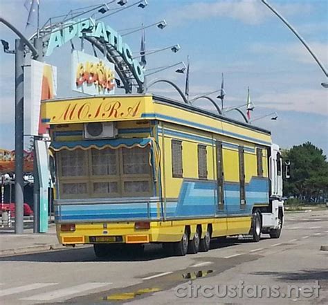 Circo Moira Orfei Nones Orfei Le Foto Degli Esterni A Bibione