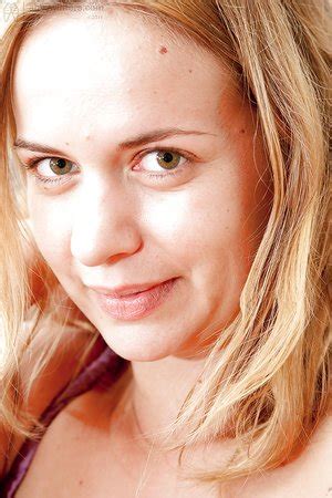 Big Boobs Natural Hairy Pussy XXX Dessert