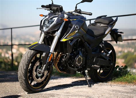 Voge R Naked R Pole Scoot à Fontaine Isère Concessionnaire Moto Scooters