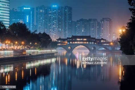 Chengdu Anshun Bridge Photos And Premium High Res Pictures Getty Images