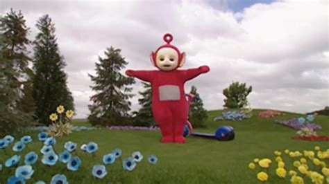 Watch Classic Teletubbies Season 6 Episode 4 Crabs In The Sand