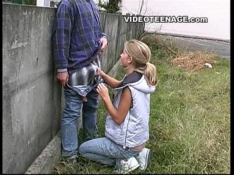 Housewife Show Off Nude Body Public XNXX