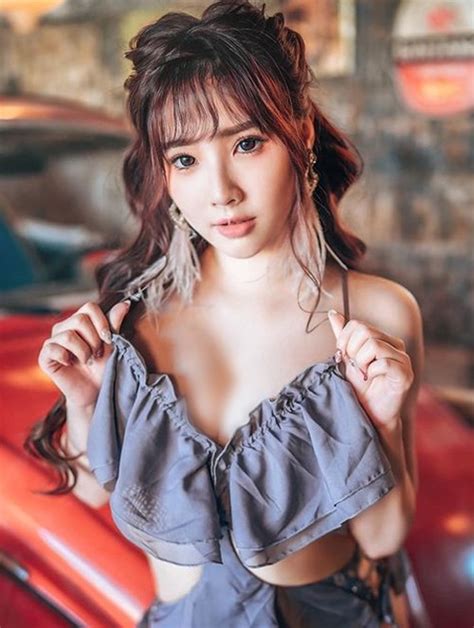 Hóa thân thành cô hầu gái hot girl nấm lùn xinh đẹp vạn người mê Báo Tri thức và Cuộc sống