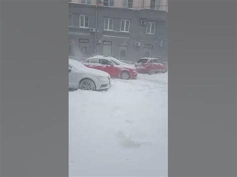 БУКСУЕТ АВТОМОБИЛЬ ВО ДВОРЕ - YouTube