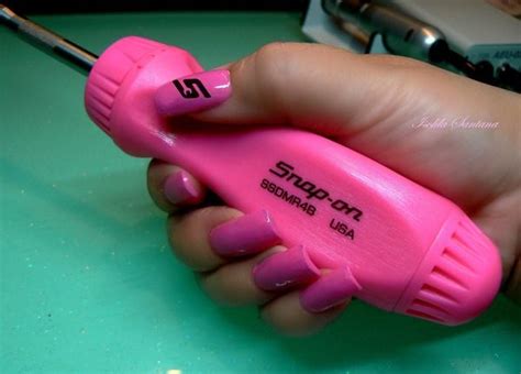 Pink Snap-on Ratcheting magnetic screwdriver ! | Pink tools, Pink tool ...